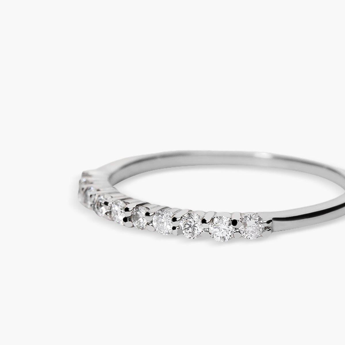 Anillo de oro blanco 18K diamante natural 0.25 ct. STARS