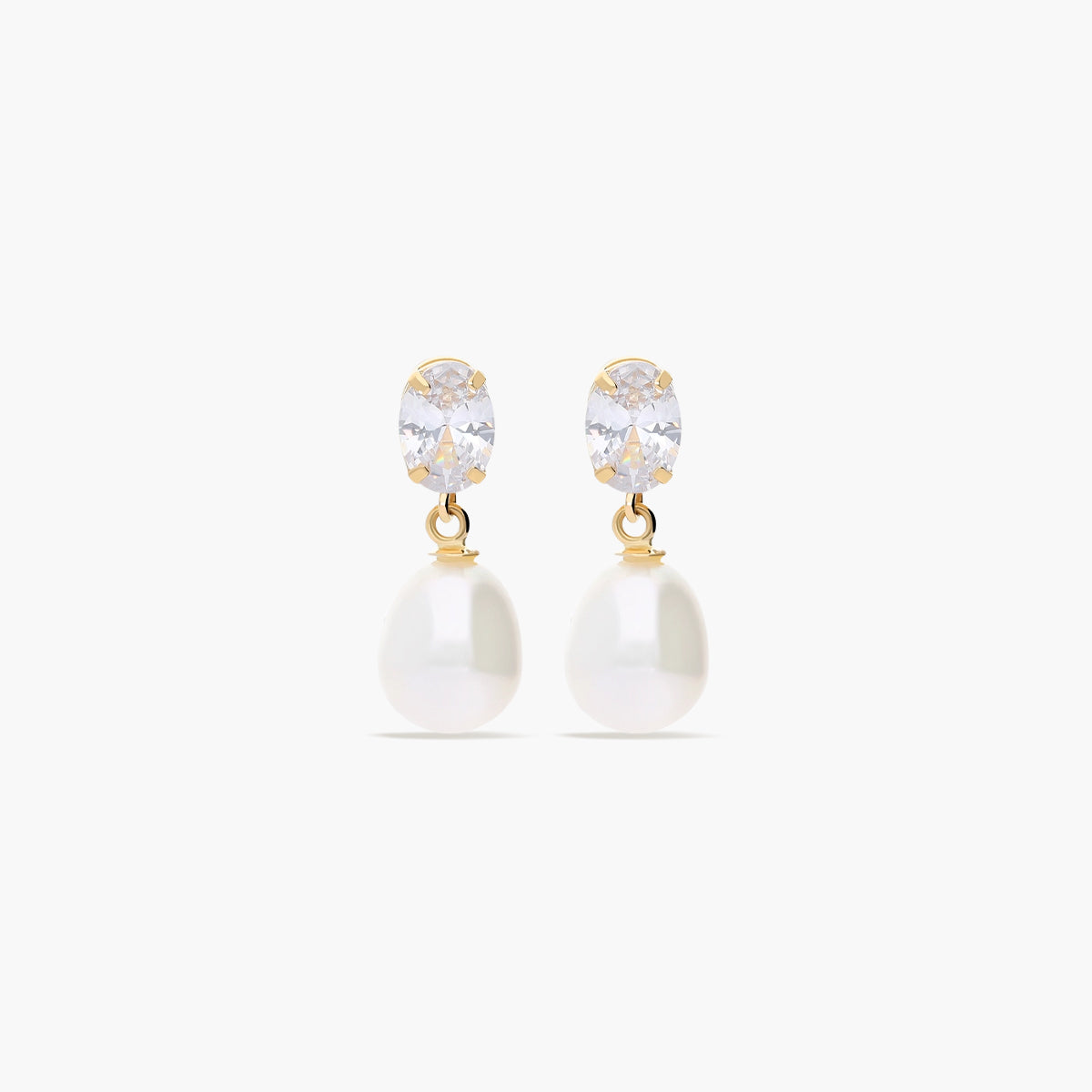 Pendientes largos de oro 18K con perlas y circonitas 18 mm