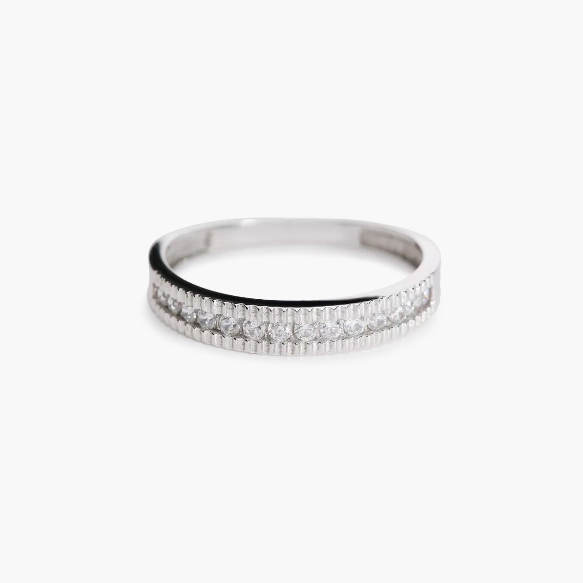 Anillo de oro blanco 18K 