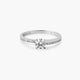Anillo de oro blanco 18K
