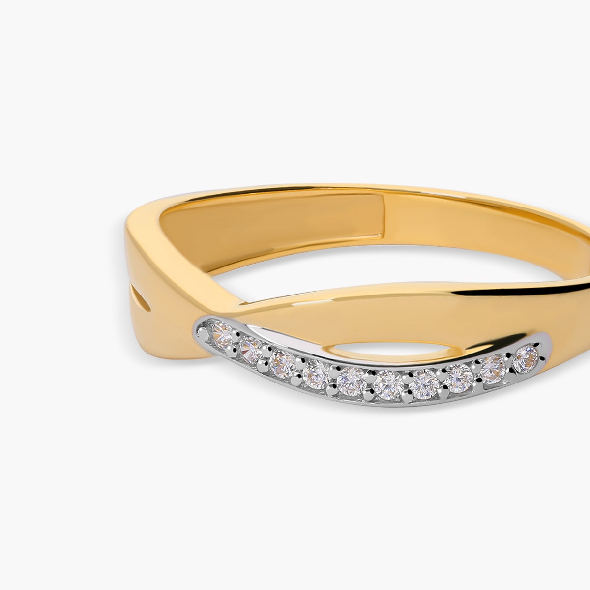 Anillo de oro 18K