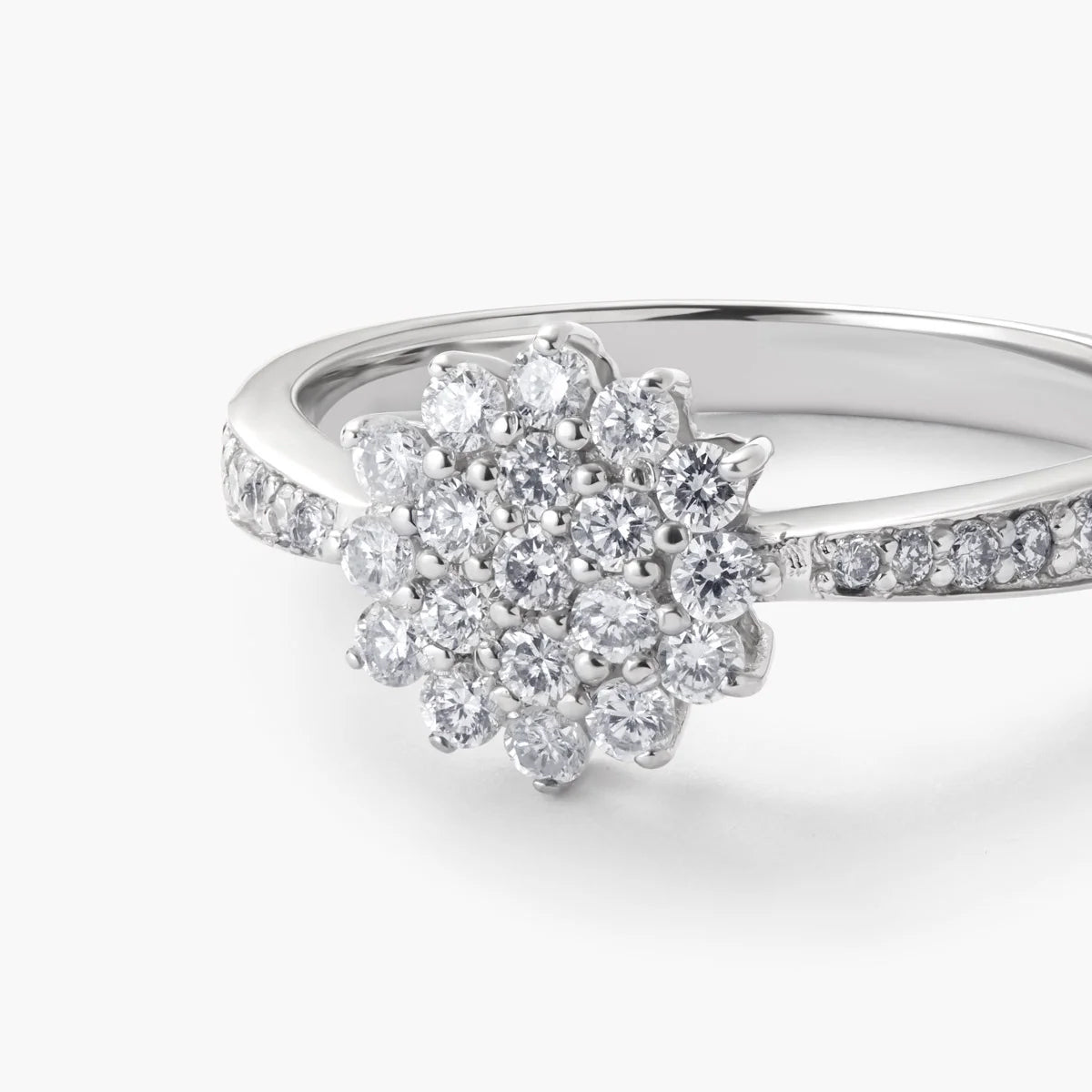 Anillo de oro blanco 18K diamante natural 0.43 ct. FLORIENTAL