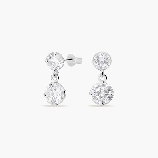 Pendientes largos de oro blanco 18K circonitas 12 mm