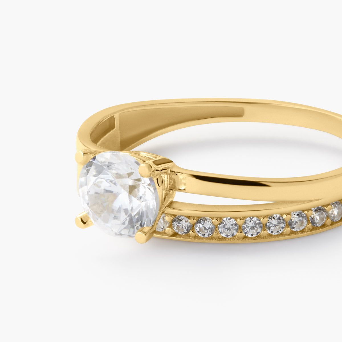 Anillo de oro 18K
