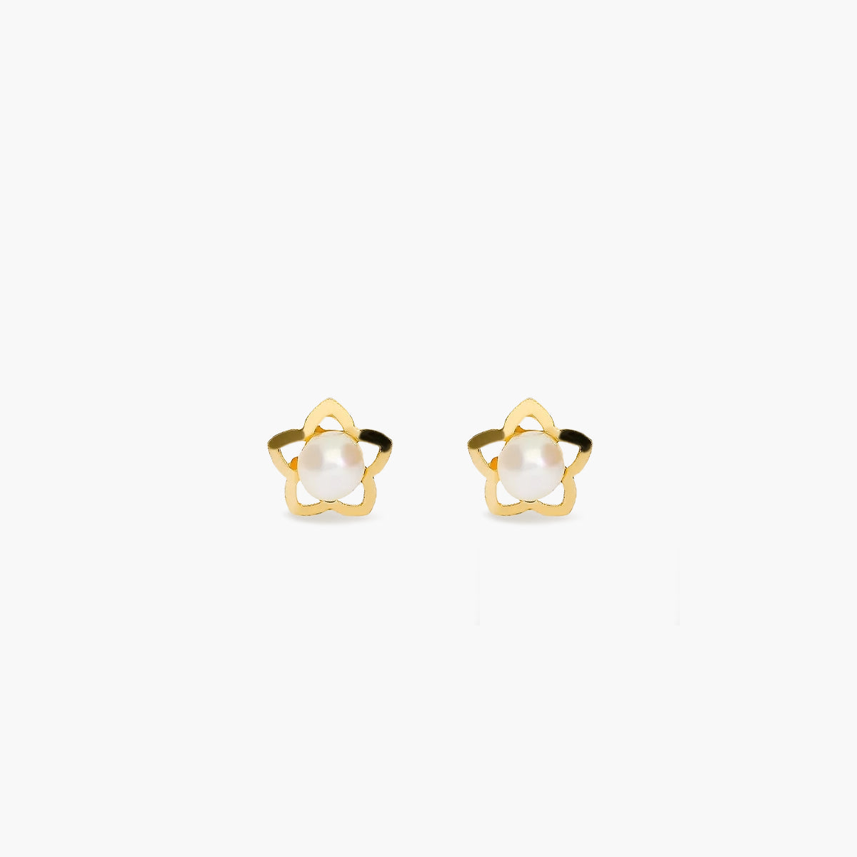 Pendientes estrella de oro 18K con perlas para bebé 5 mm