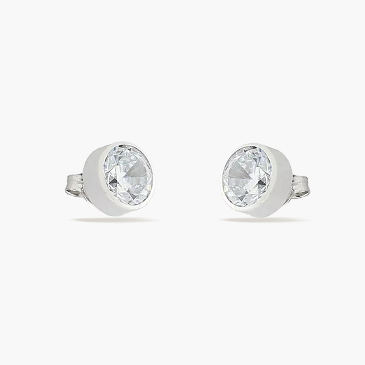 Pendientes redondos de oro blanco 18K circonita 4 mm