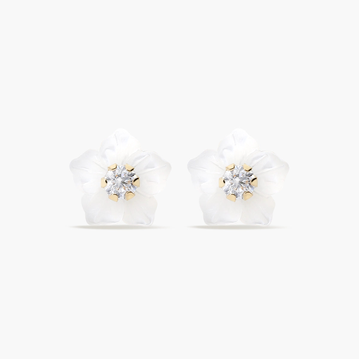 Pendientes flor de oro 18K circonita y nácar 6 mm