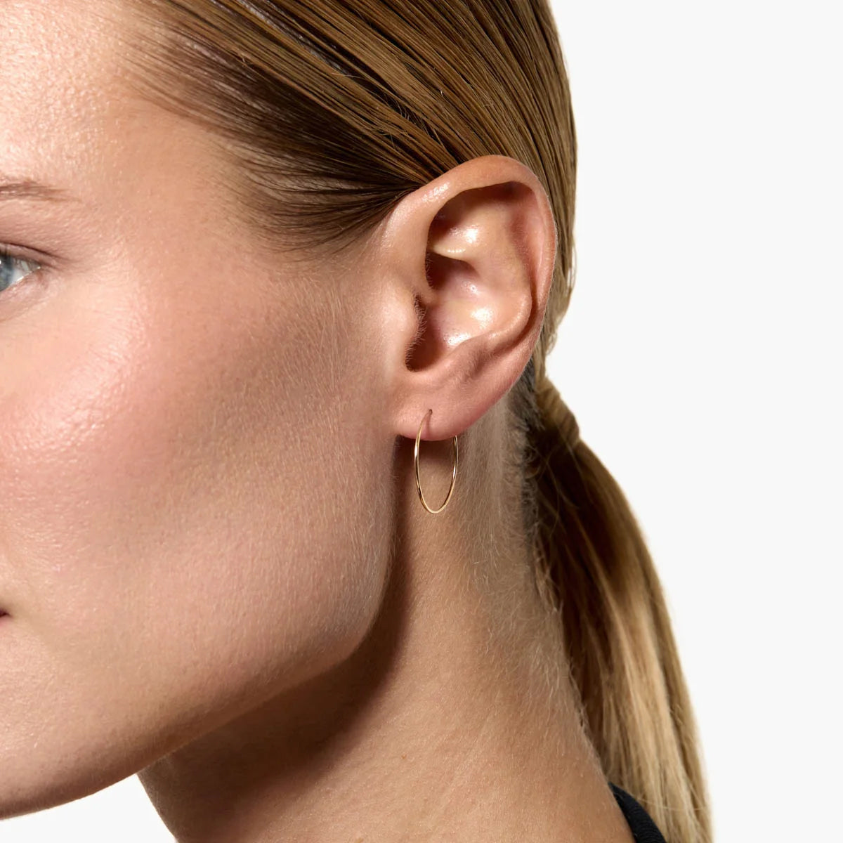 Pendientes de aro lisos de oro 18K 22 mm