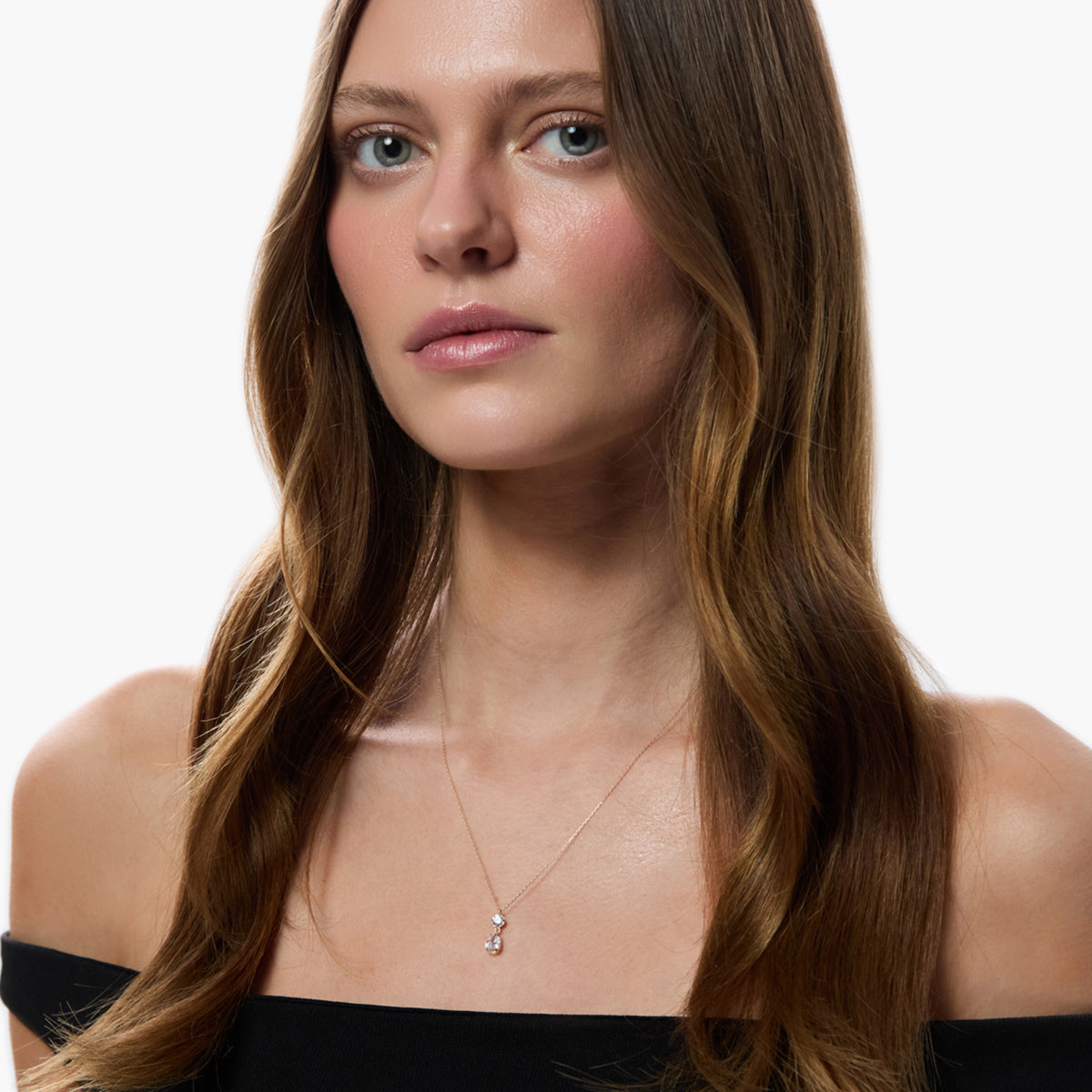Collar de oro 18K circonitas 11 mm