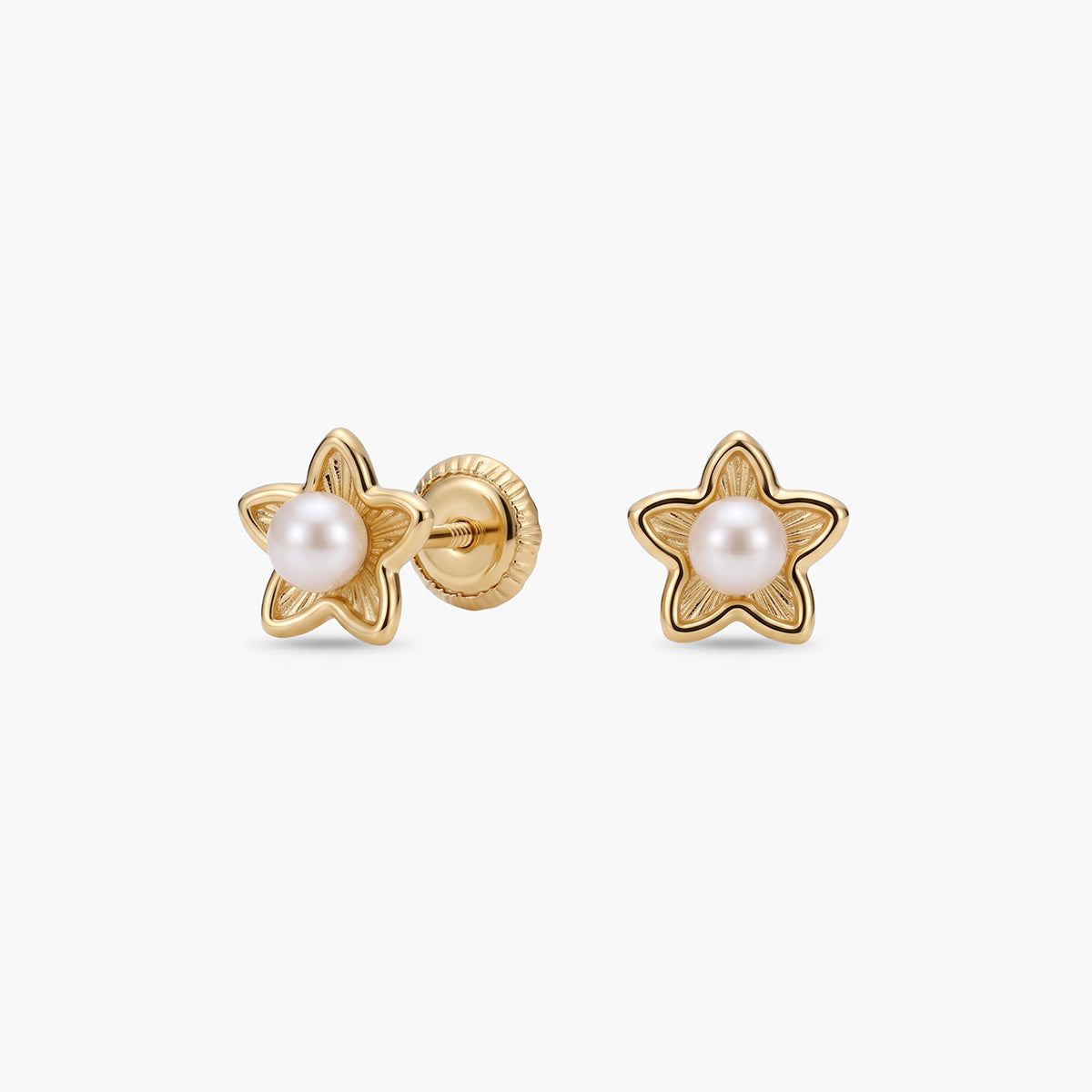 Pendientes flor de oro 18K con perlas 7 mm