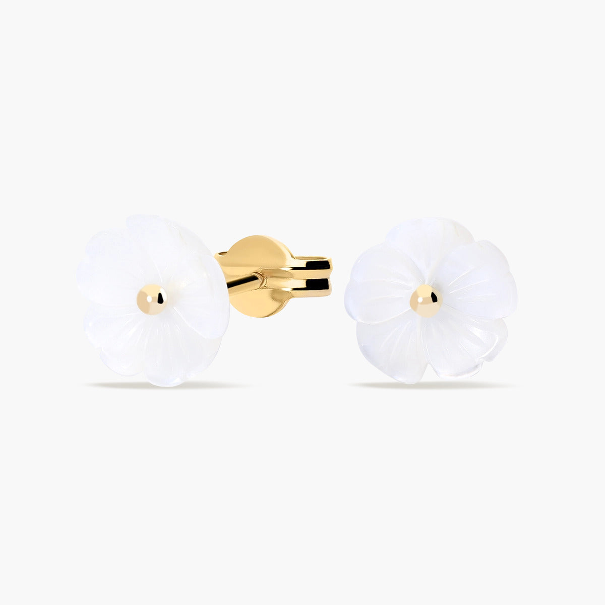 Pendientes flor de oro 18K nácar 10 mm