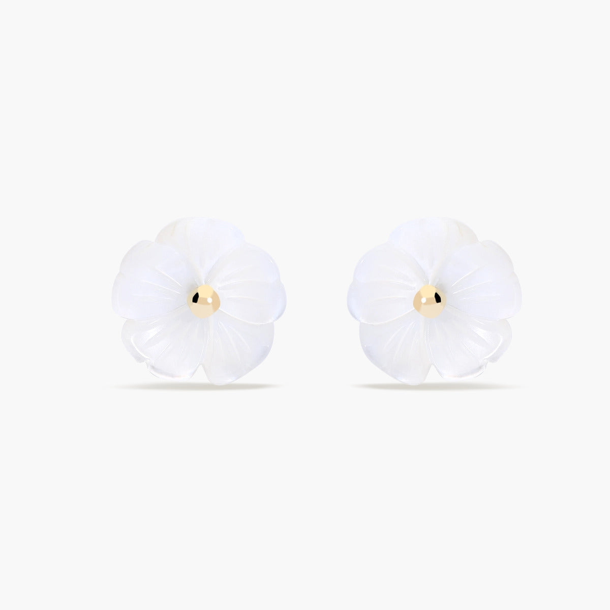 Pendientes flor de oro 18K nácar 10 mm