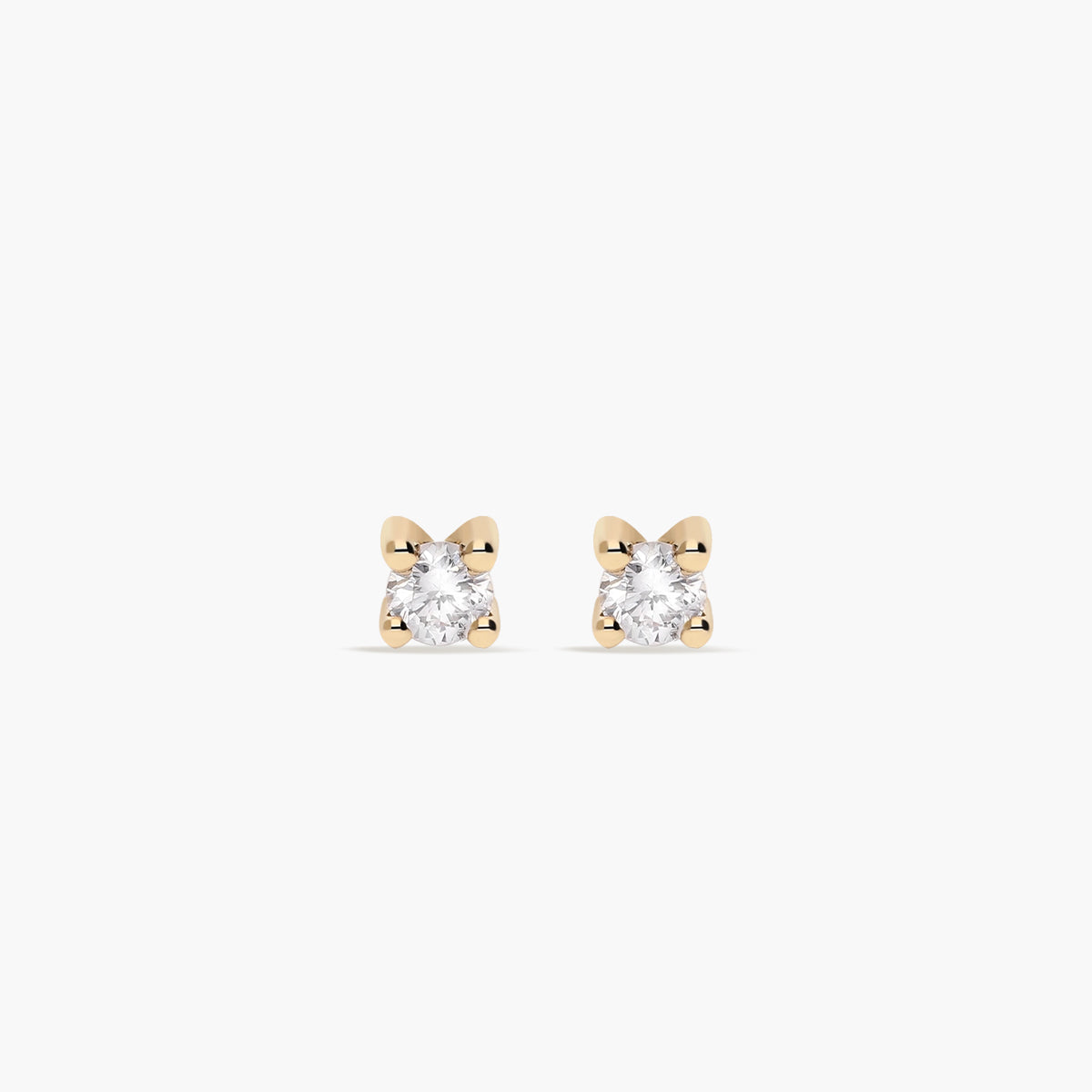 Pendientes de oro 18K diamante natural 0.14 ct. 2 mm