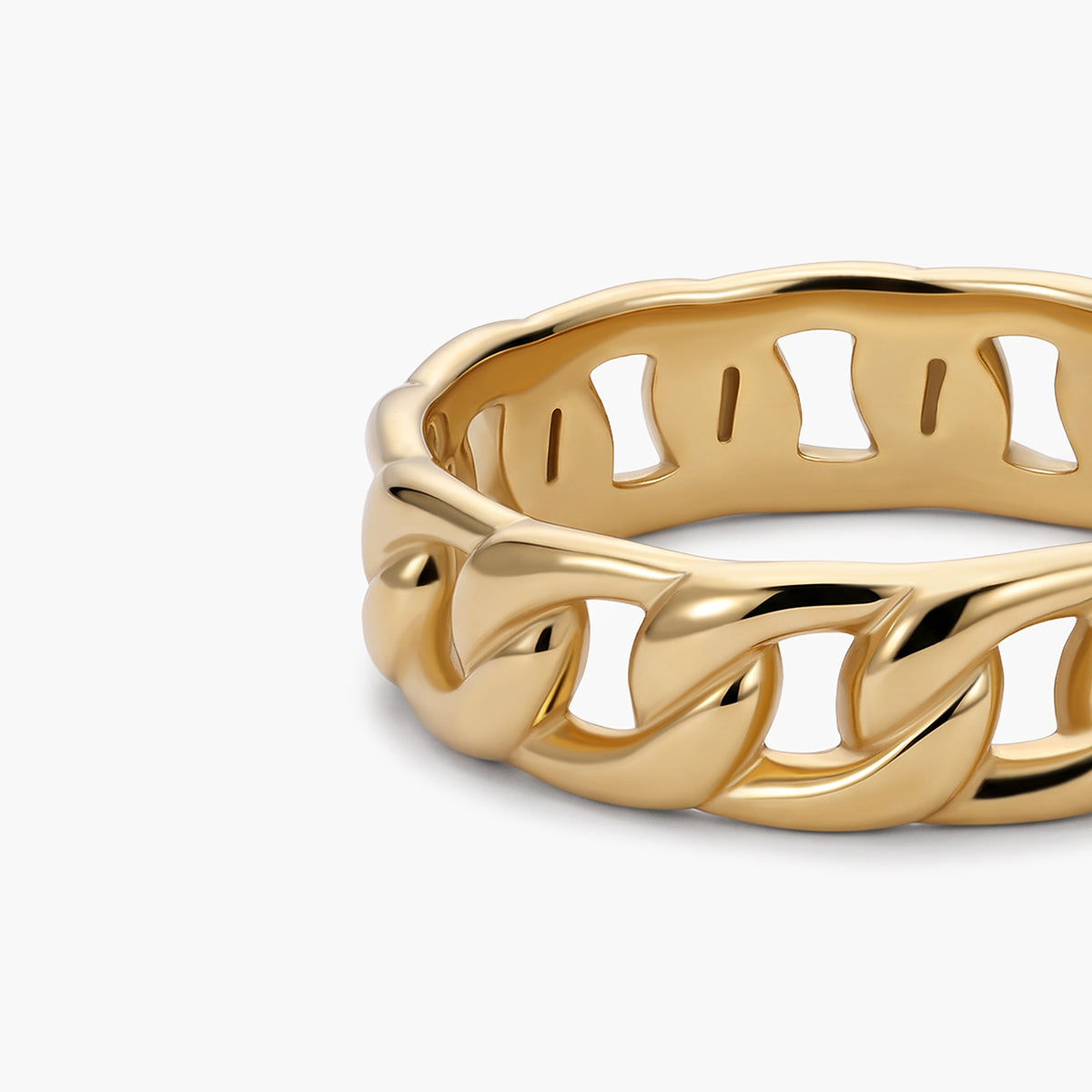 Anillo de acero dorado barbado