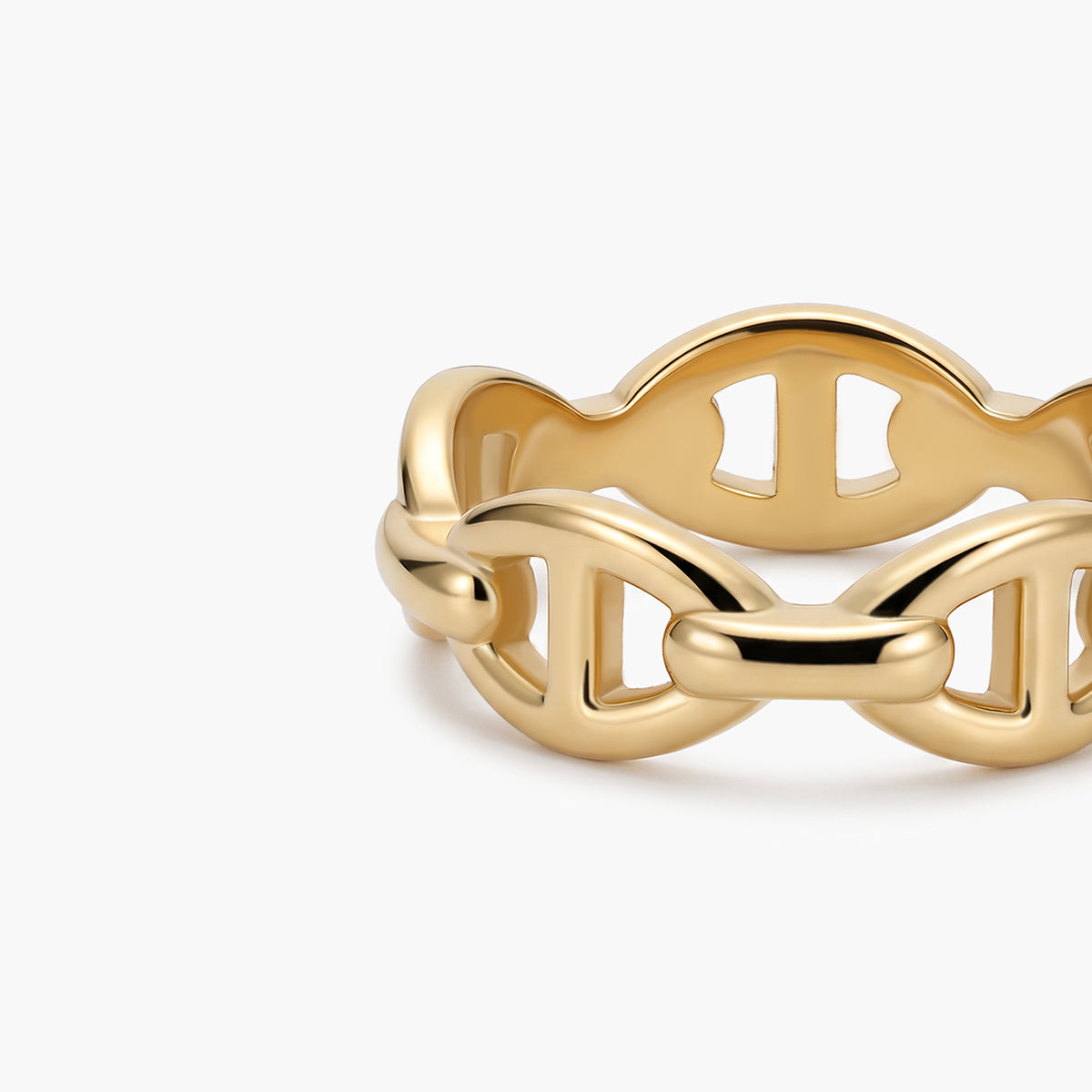 Anillo de acero dorado ancla