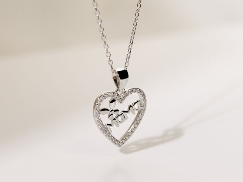 Jose_Luis_Joyerias_collar_corazon_mama_plata