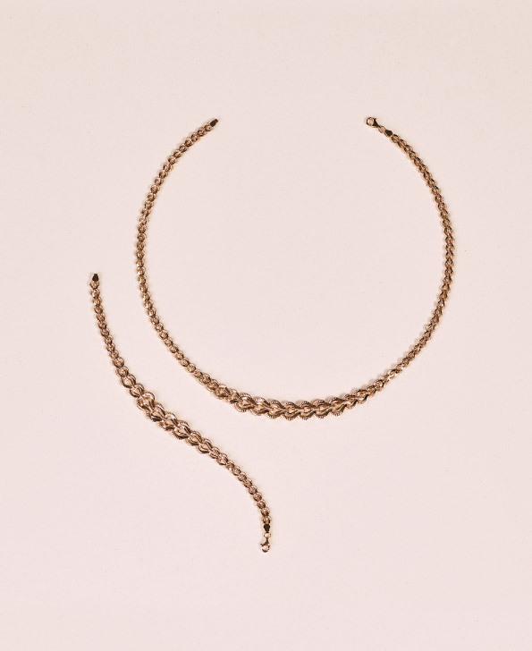 ORO 18 QUILATES